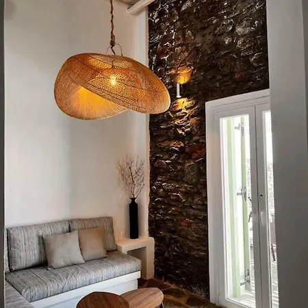 Cosy With Infinity Pool And Amazing View