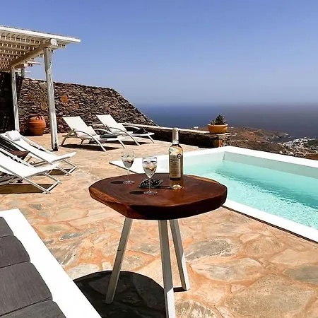 Cosy With Infinity Pool And Amazing View * 키트노스