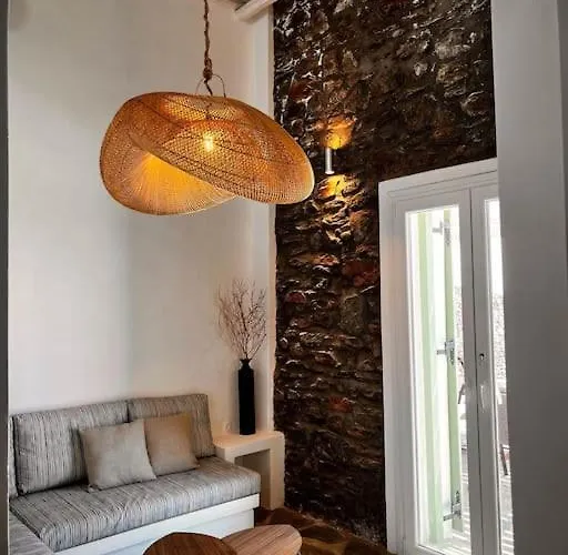 Cosy With Infinity Pool And Amazing View